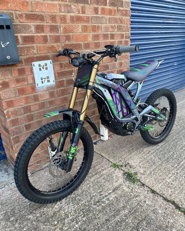 the Black 2021 Surron LBX for sale is the perfect choice. As one of the most popular models in the electric off-road world, the 2021 Surron Light Bee X