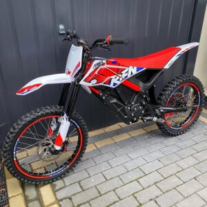 this Retro 2023 Apollo RFN for sale combines retro-inspired design with serious electric performance. Whether you’re a trail junkie, weekend warrior
