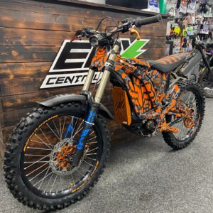 Up for grabs is a orange 2021 surron light bee for sale in a rare, head-turning Orange custom color. Whether you're a weekend warrior